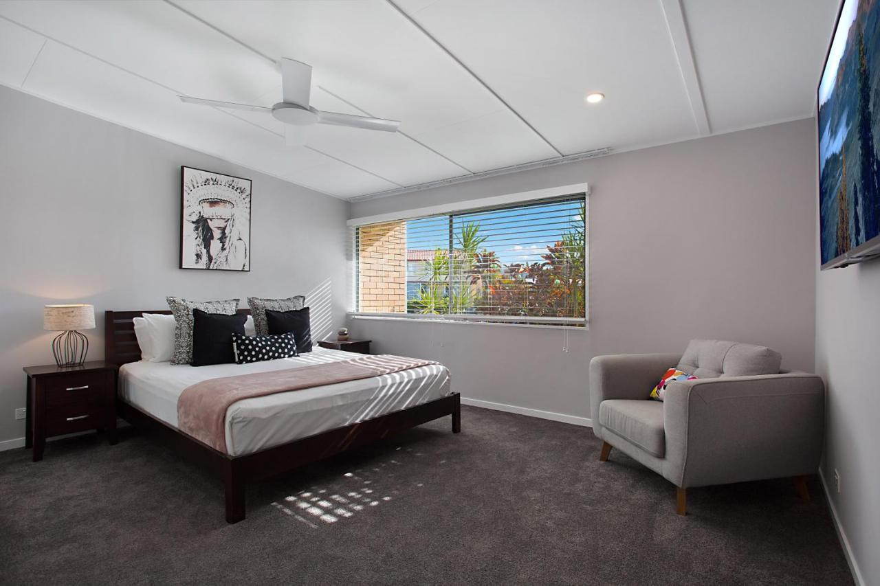 Incredible Value - Perfect For Large Families Villa Gold Coast Exterior photo